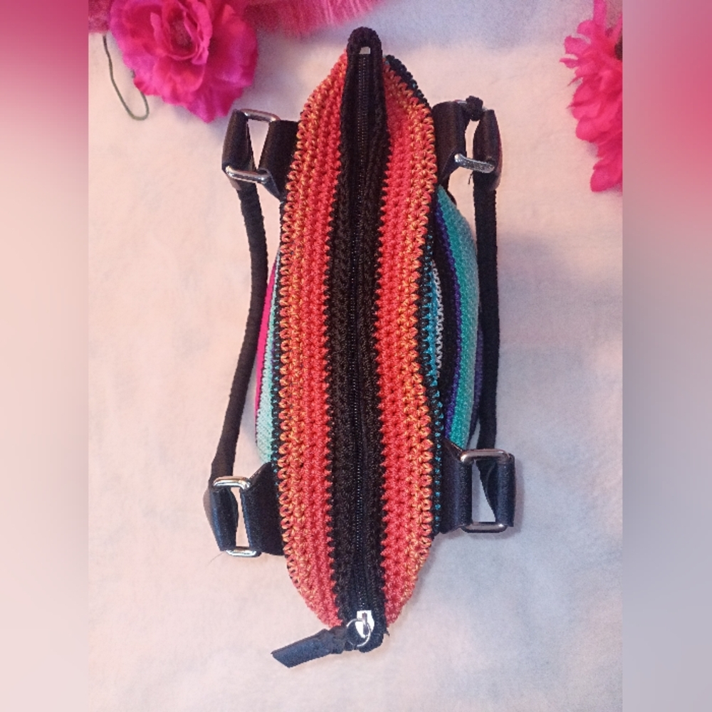 The Sak Multicolor Crochet Hobo Purse 👜 - Picture 9 of 12